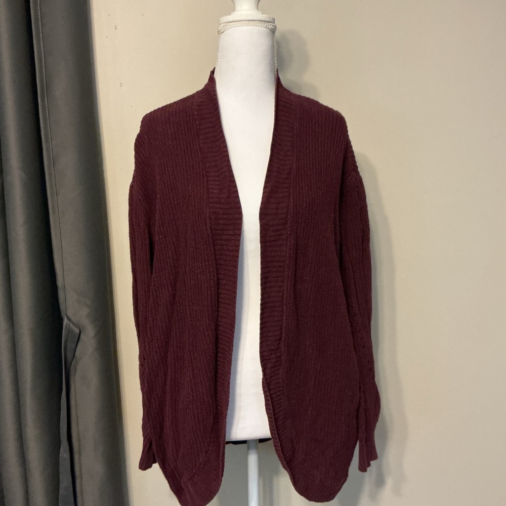 American Eagle Cardigan See Pics
